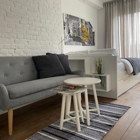 Enjoy B-52 Studio Belgrado Exterior foto